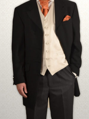 BLACK HERRINGBONE THREE-QUARTER